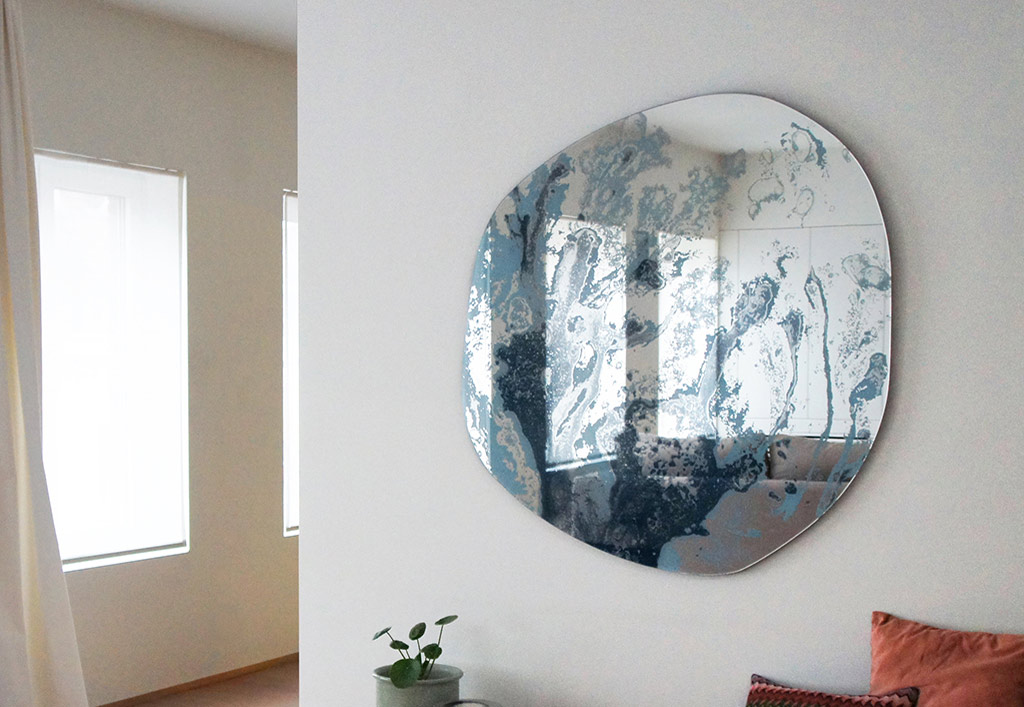ЗЕРКАЛО FLUX ОТ DEKNUDT MIRRORS