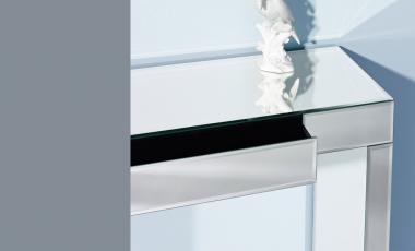 Консоль AMICO MIRROR от DEKNUDT MIRRORS